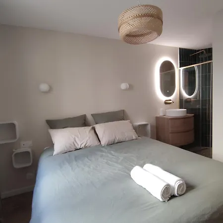 Heart Of 3 Bbedroom Queen Beds Ac Parking Apartamento Antibes